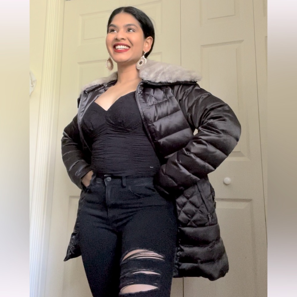 Small Grey shelli segal jacket with belt.